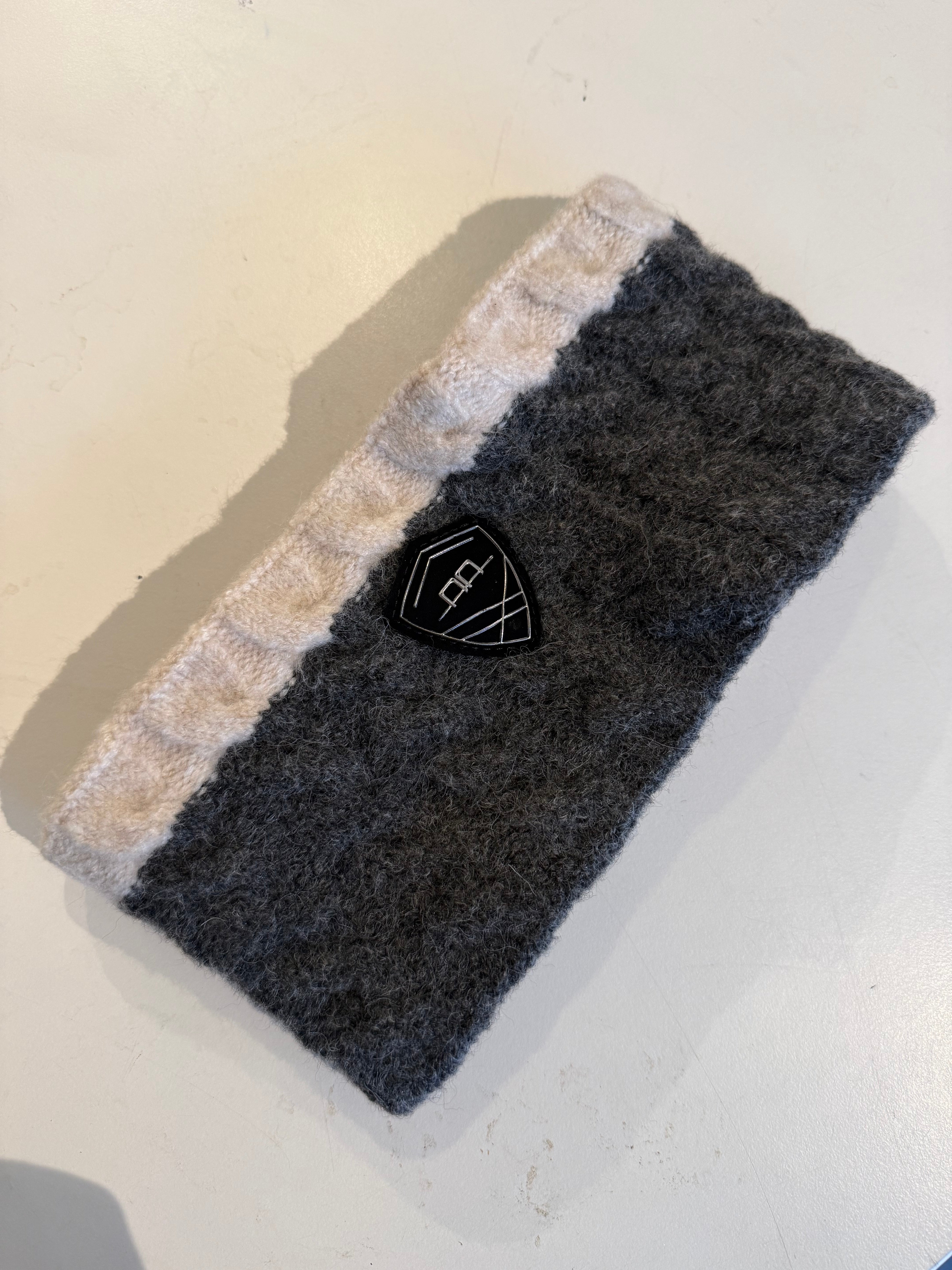 AA platinum monogram headband