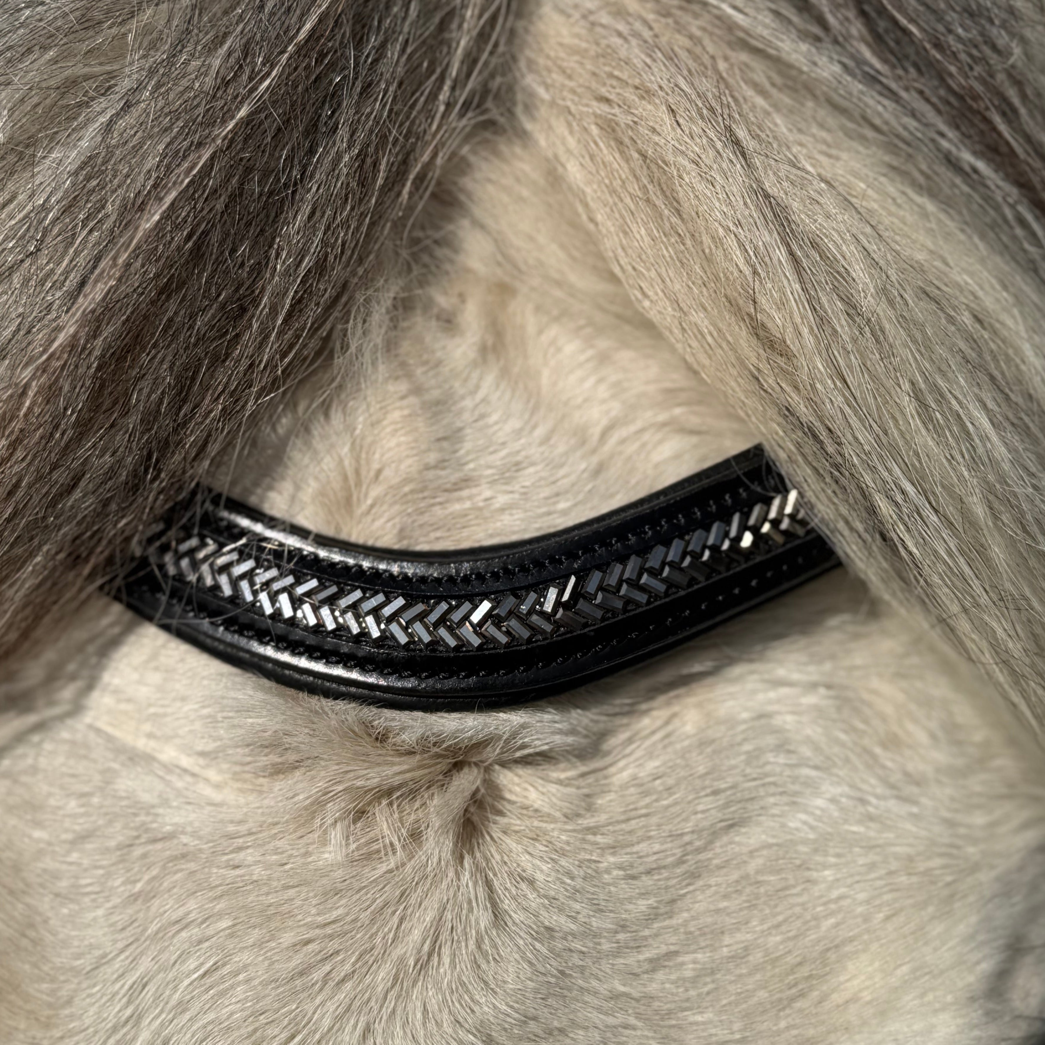 PH deluxe pandebånd arrow dark grey - Aríus Icehorse Line