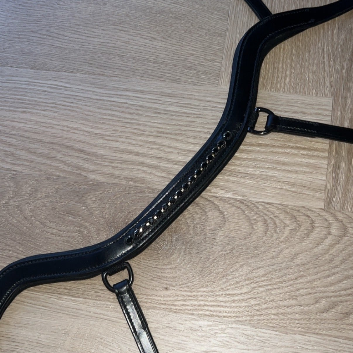 PH deluxe næsebånd "Anatomic" buckle diamond black - Aríus Icehorse Line