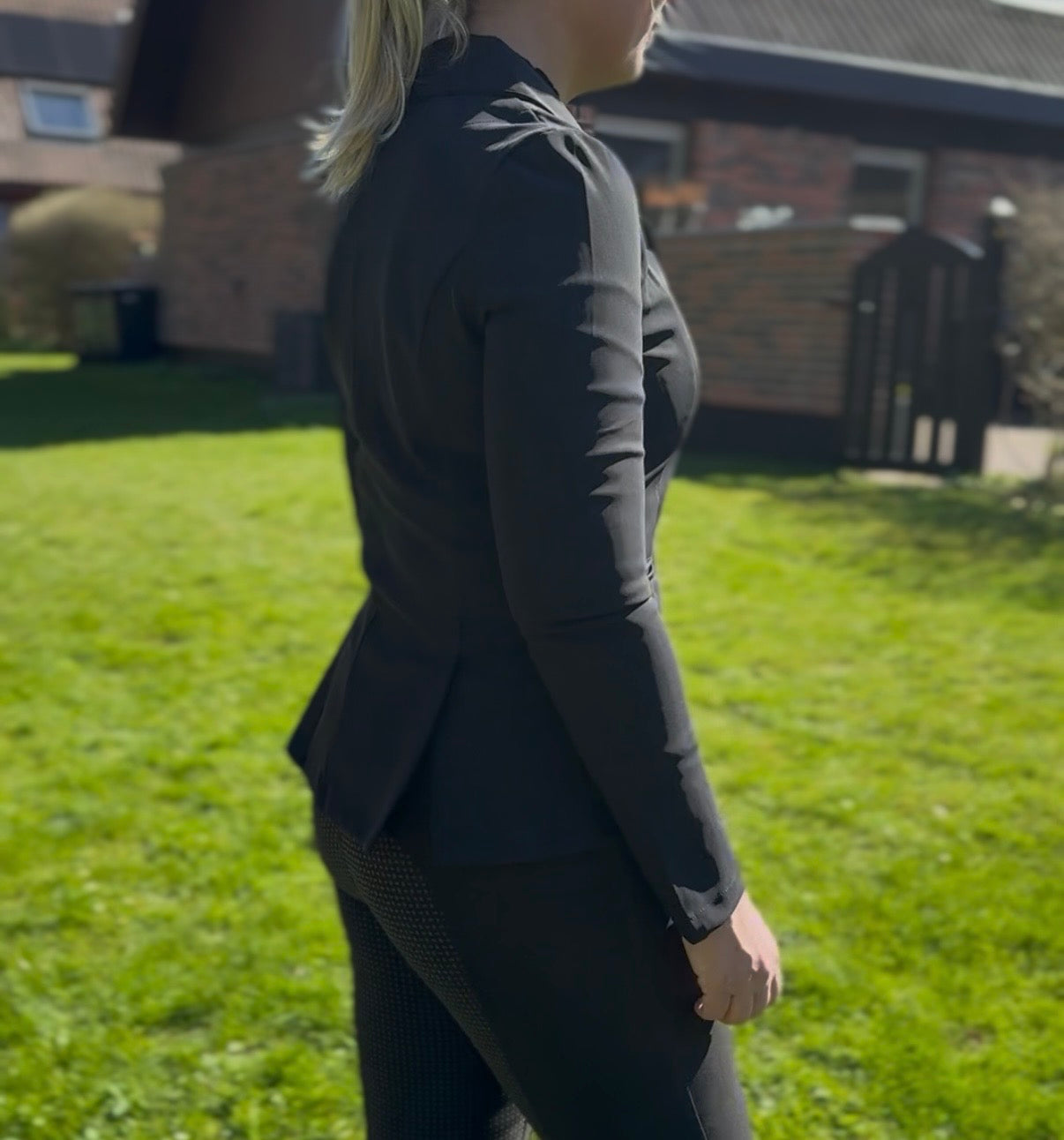 Aríus tecnical stævnejakke, sort - Aríus Icehorse Line