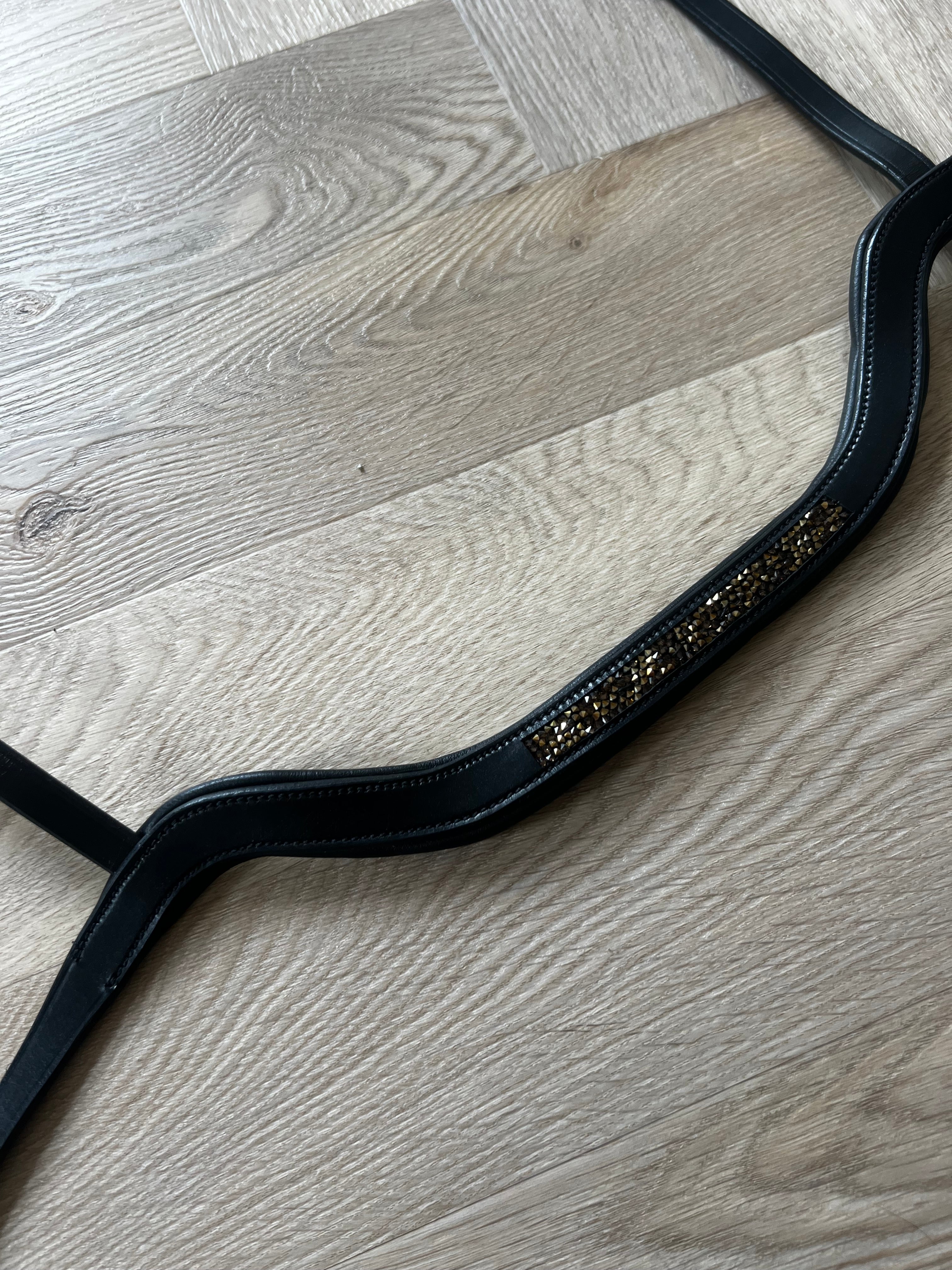 PH deluxe næserem engelsk anatomic rockcrystal gold - Aríus Icehorse Line