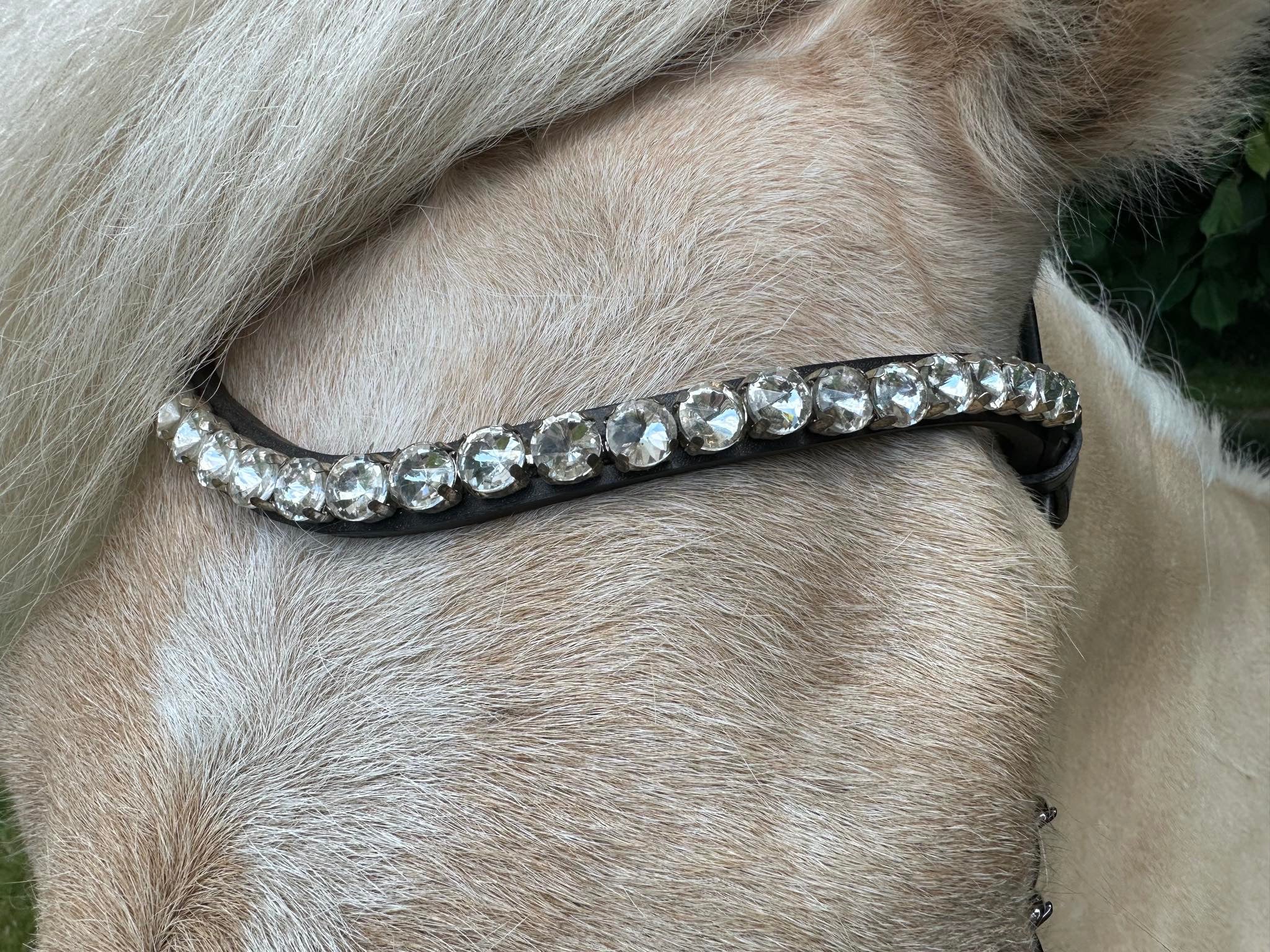 PH deluxe pandebånd “Big diamonds” white - Aríus Icehorse Line