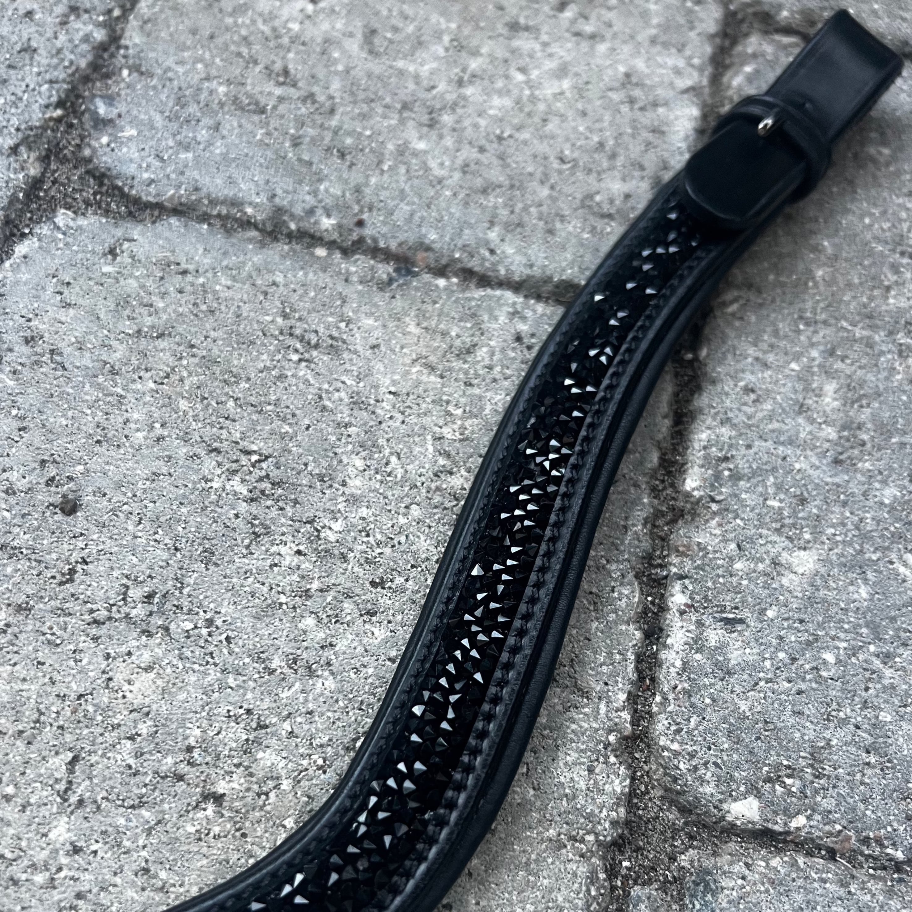 PH deluxe pandebånd rockcrystal black - Aríus Icehorse Line