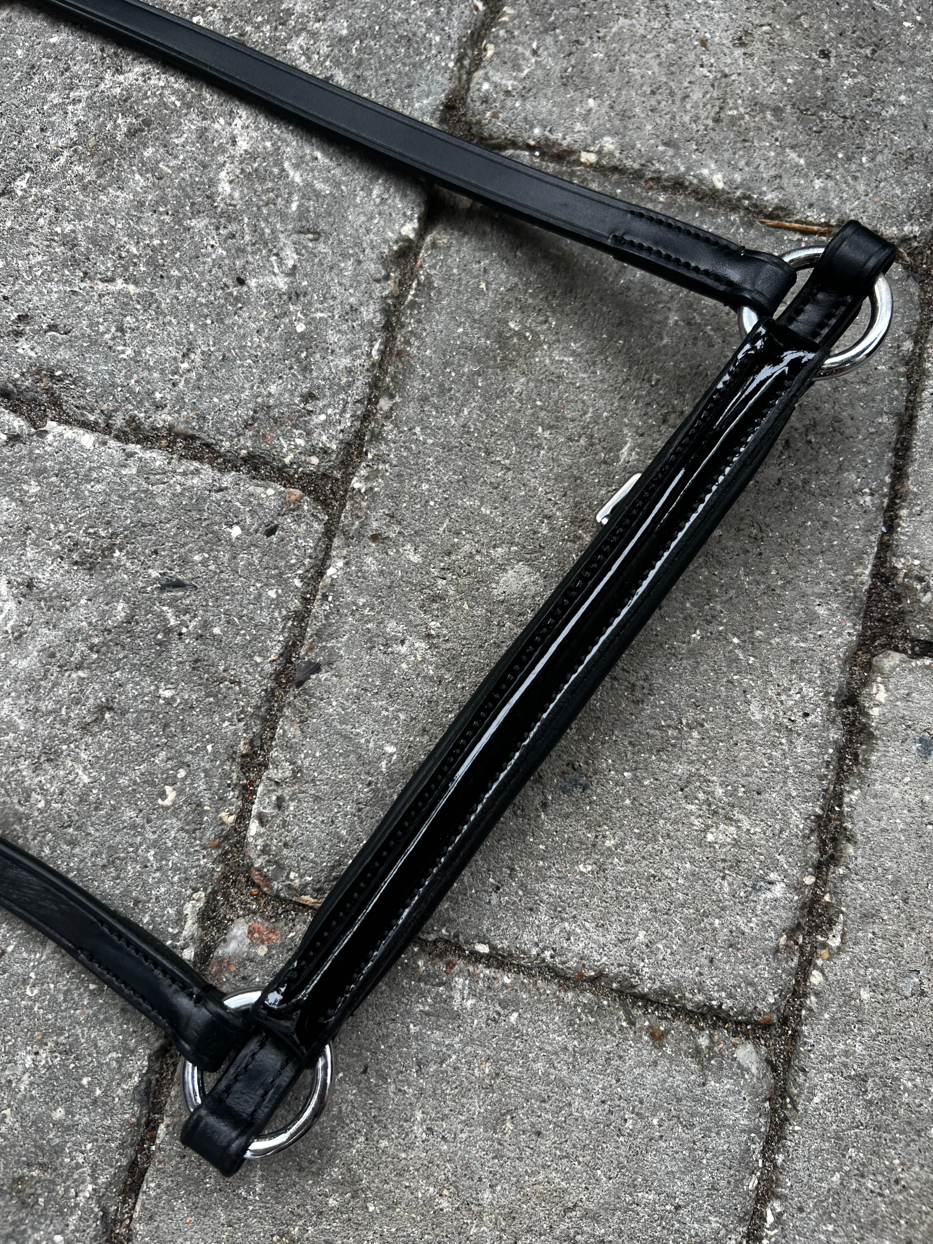 PH næsebånd hannoveransk simple Black shine - Aríus Icehorse Line