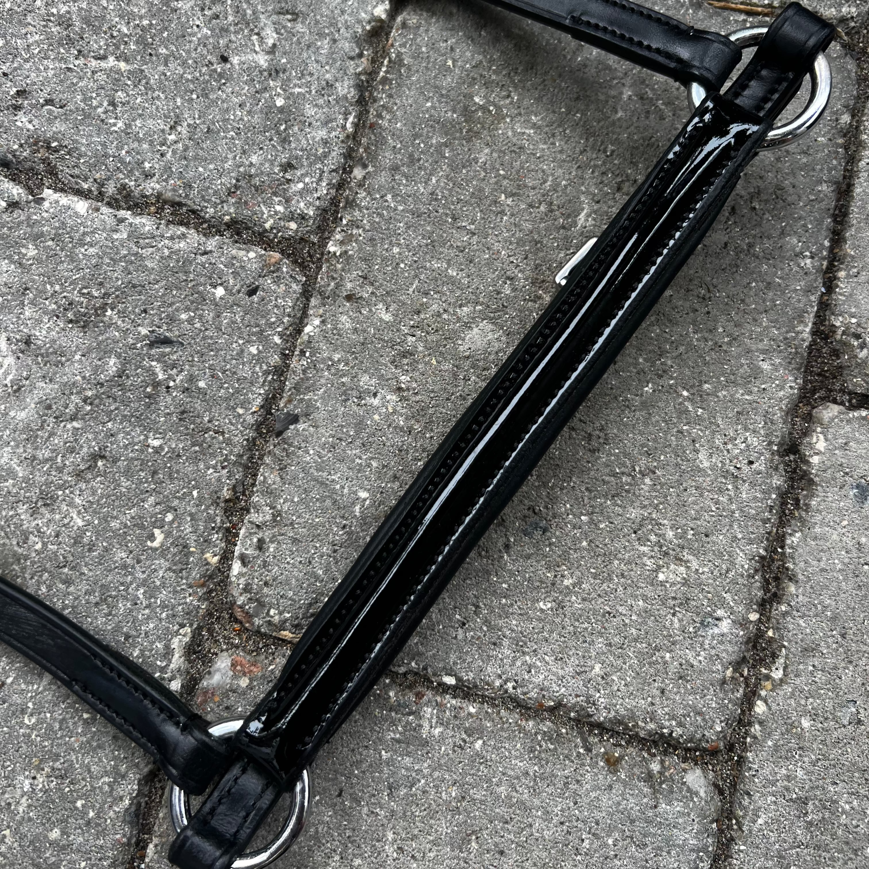 PH næsebånd hannoveransk simple Black shine - Aríus Icehorse Line