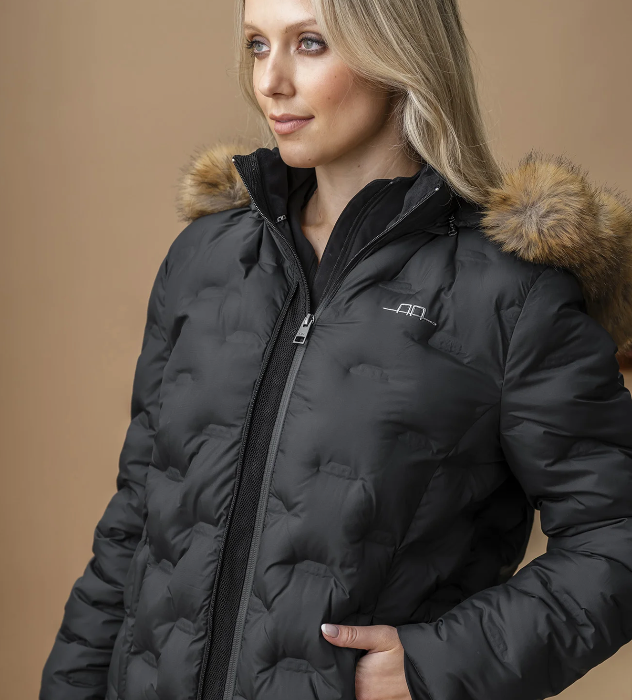 Alessandro Albanese Ara Puffer Jacket - Aríus Icehorse Line