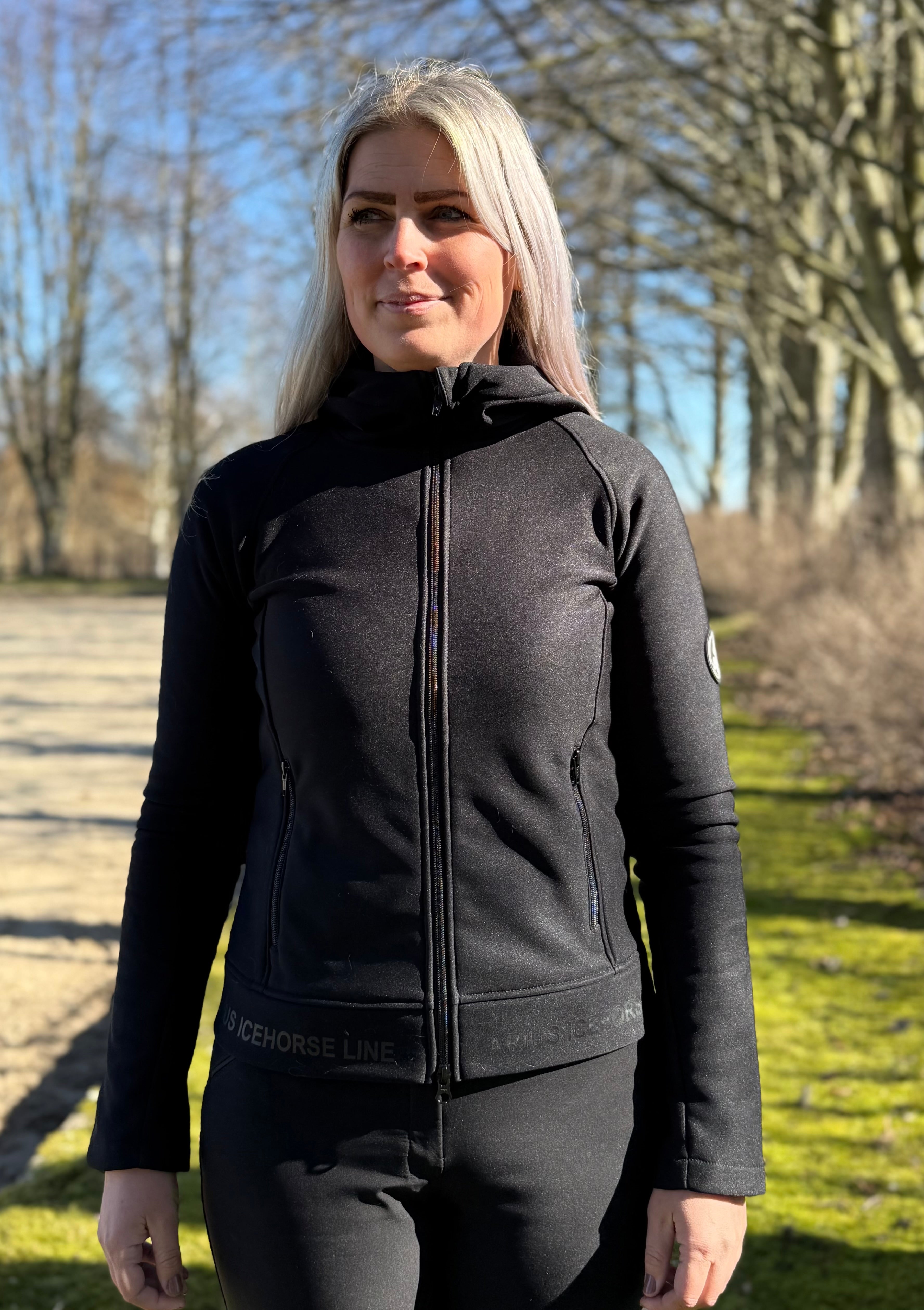 Aríus hooded fleece - Aríus Icehorse Line