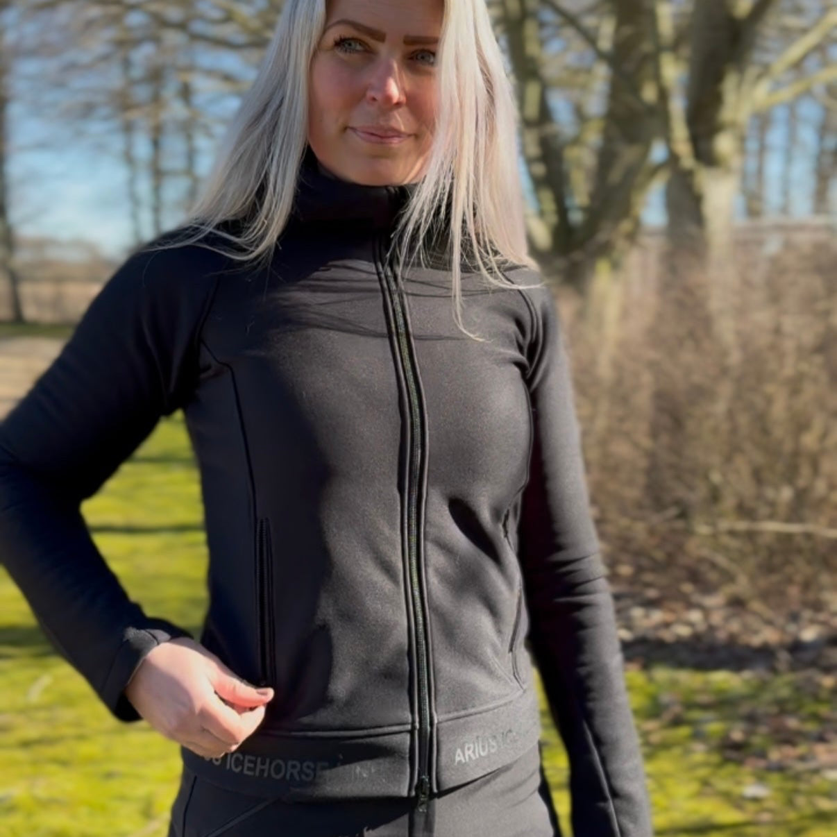Aríus hooded fleece - Aríus Icehorse Line