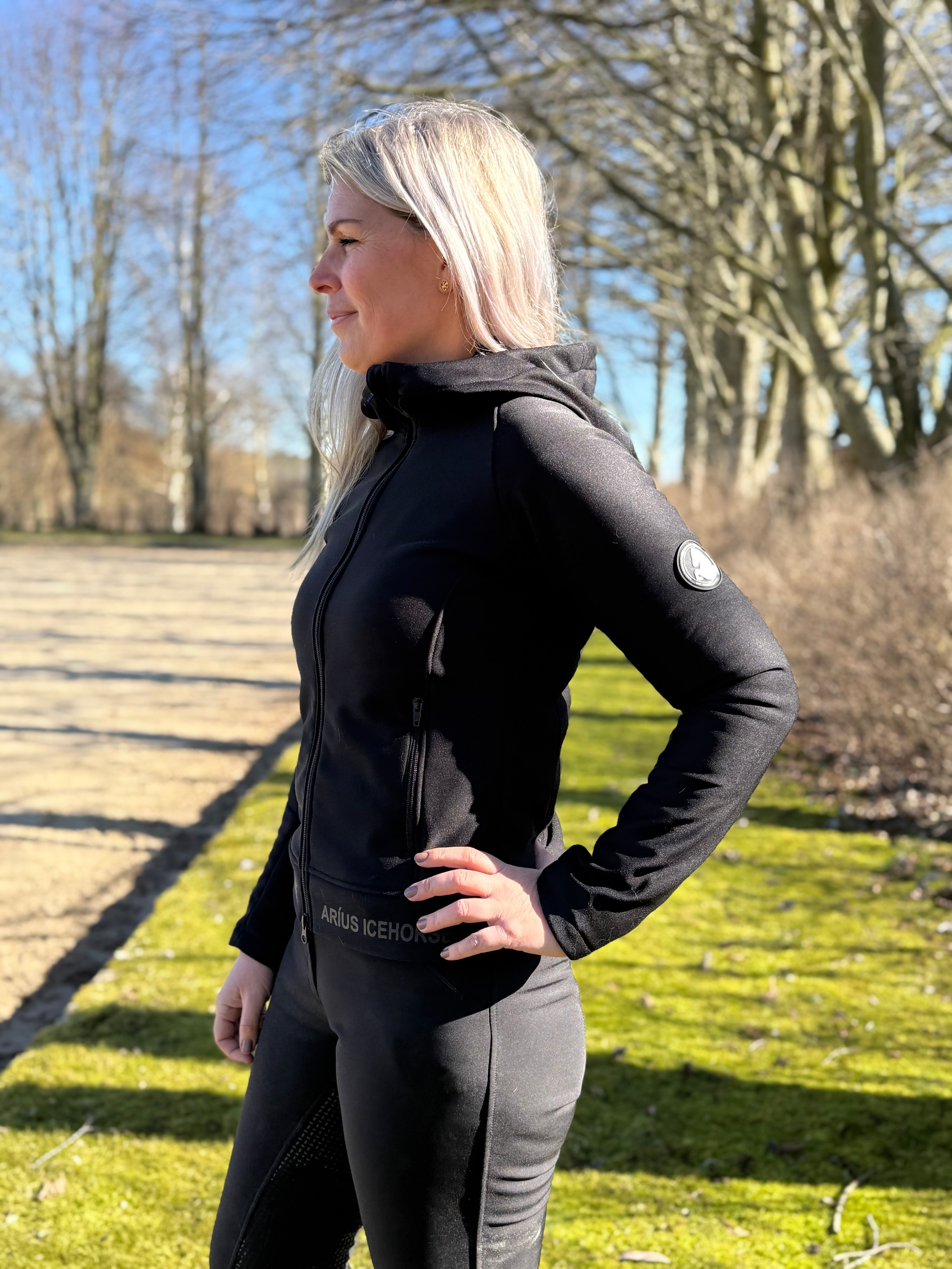Aríus hooded fleece - Aríus Icehorse Line