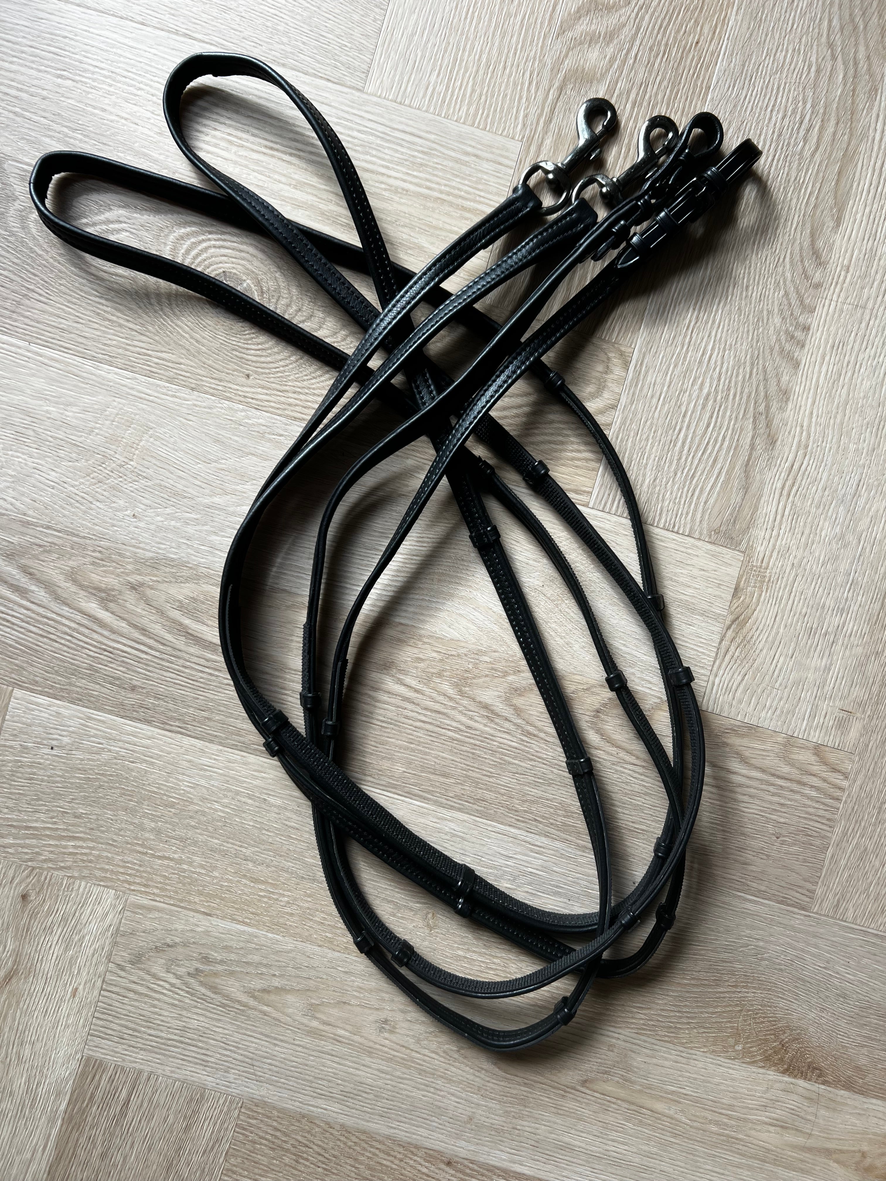 PH xtra soft læder griptøjle med stoppere BLACK - Aríus Icehorse Line