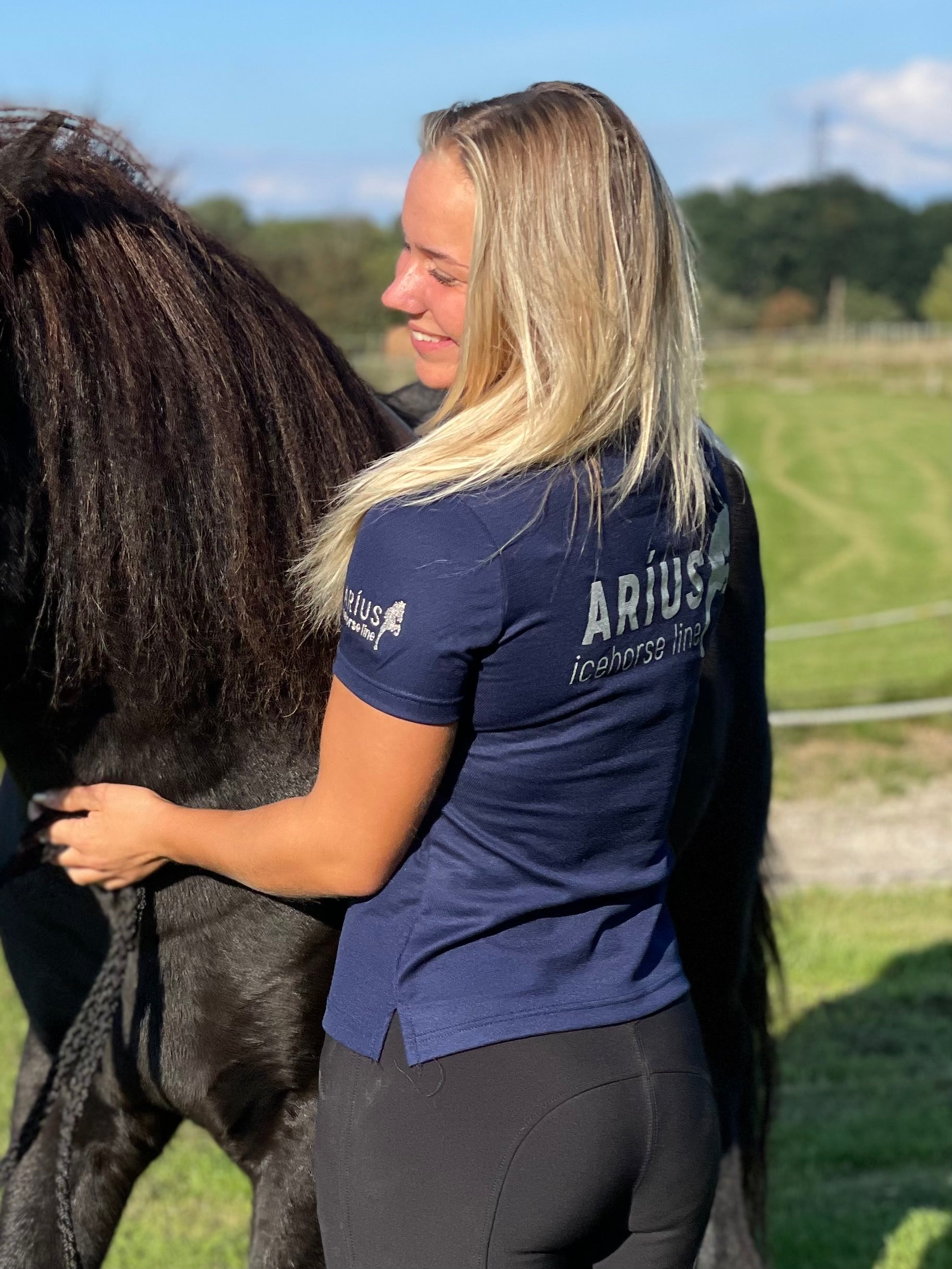 Aríus kortærmet trænings polo navyblå - Aríus